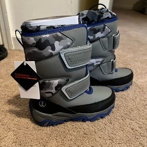 Kids Snow Flurry Insulated Winter Boots